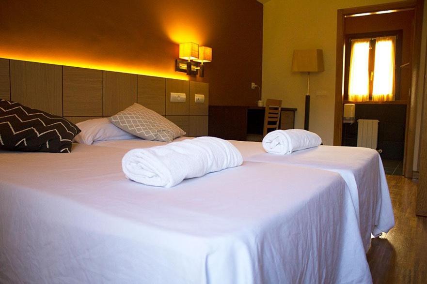 Hotel Valle De Turtzioz Luaran gambar